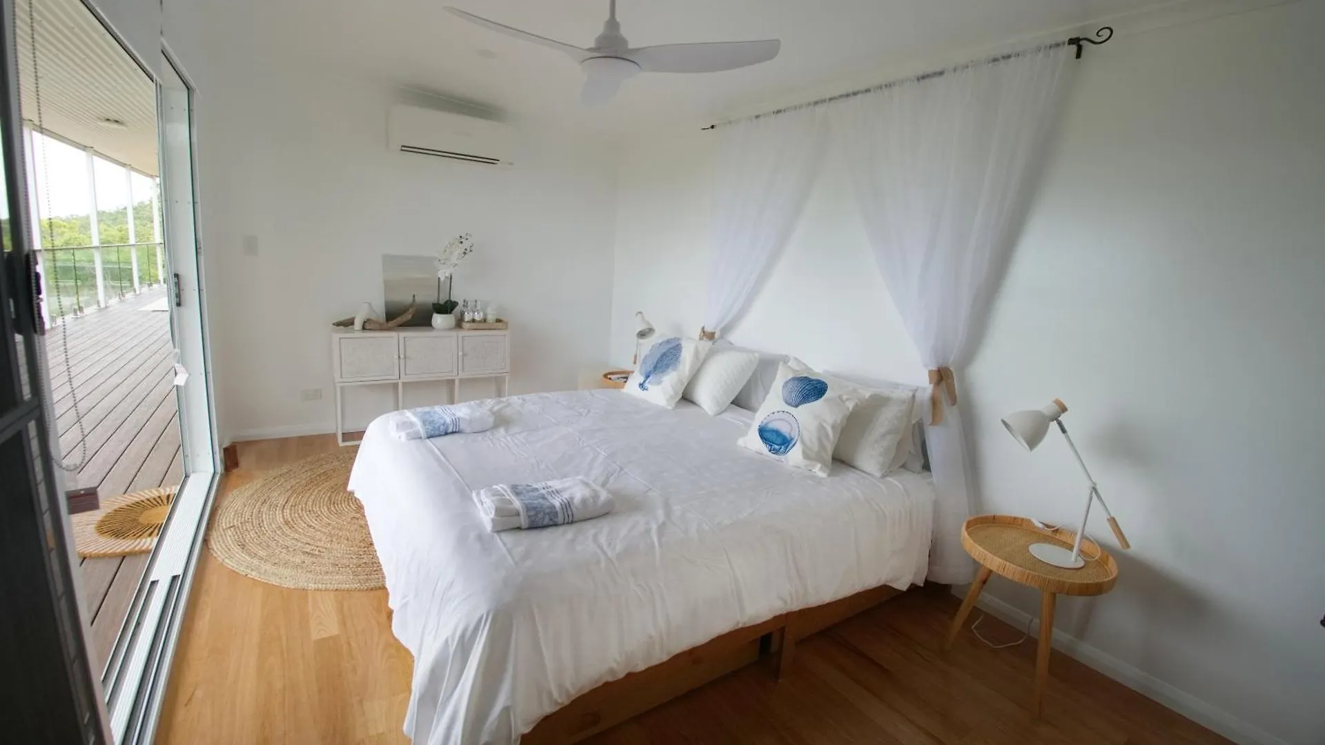 Duende Sirene Mermaid Hotel Midgeton Guest house